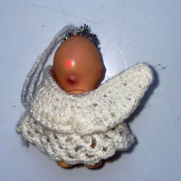 Vintage Kewpie Doll angel Christmas ornament with crochet outfit & wings - Picture 3 of 5